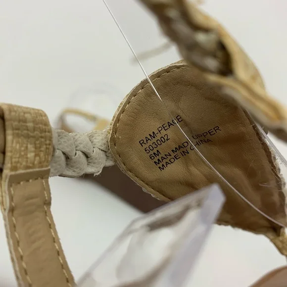 Rampage Weave Egyptian Bohemian Buckle Sandals - Picture 5 of 6